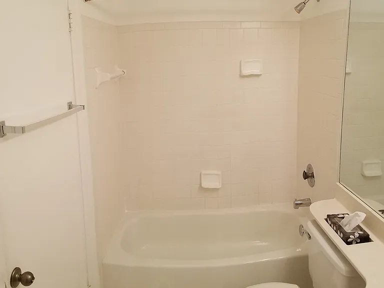 SW 93rd Ln — Photo 15