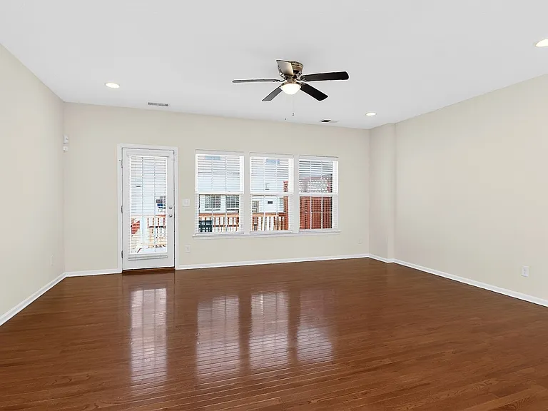7749 Jackson Pond Dr — Photo 2