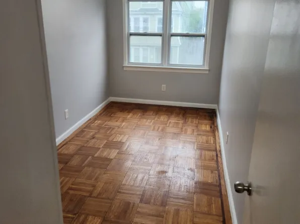 57 Condict Street image 11 of 18