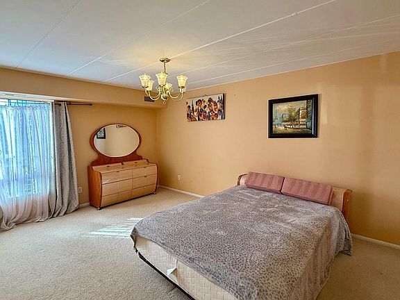 2nd image of 8910 Krewstown Rd Unit 118