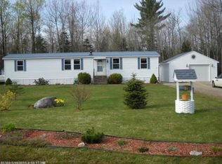 26 Starlight Dr, Wales, ME 04280
