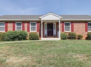 220 Kirkley Pl, Forest, VA 24551