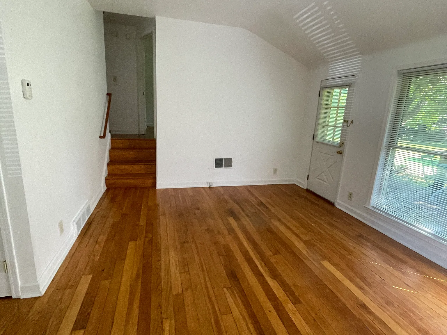 3384 Norwood Street — Photo 4