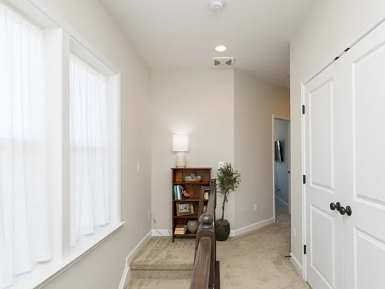 3381 Monterey Dr — Photo 25