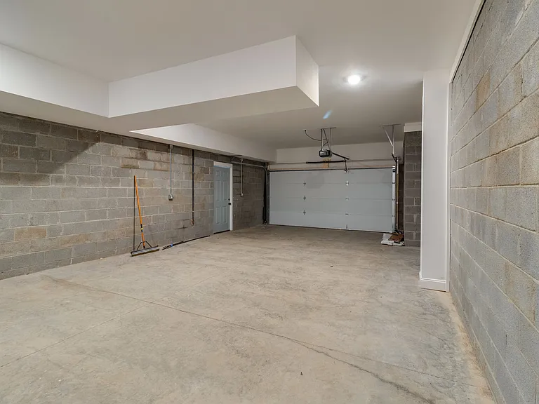 529A Wedgewood Ave — Photo 22