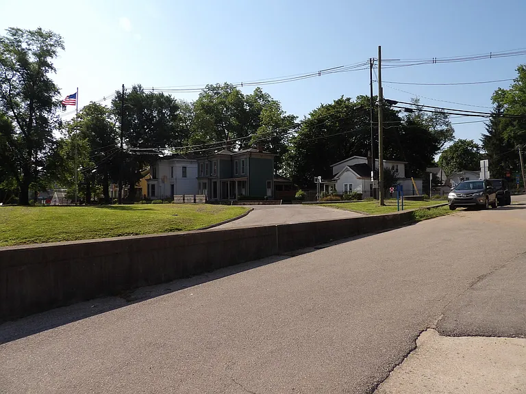 604 Taylor Ave #2 — Photo 53