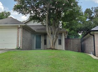 1918 Lee Dr, Denton, TX 76209