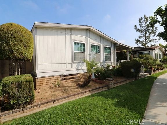 3rd image of 1346 W Clear Lake Pl #70