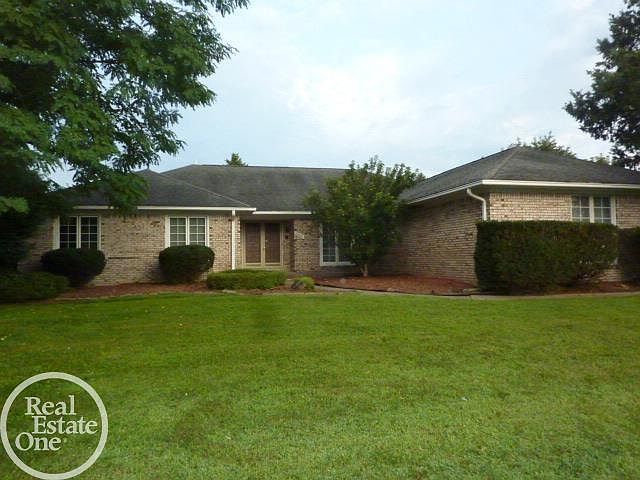 1st image of 46961 Ben Franklin Dr