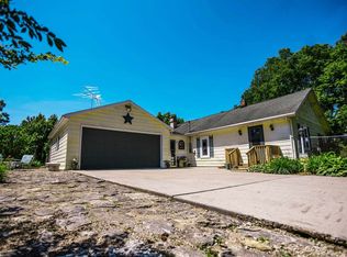 10001 Mathis St, Selma, IN 47383