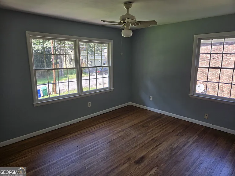 1387 Town Country Dr SE — Photo 11