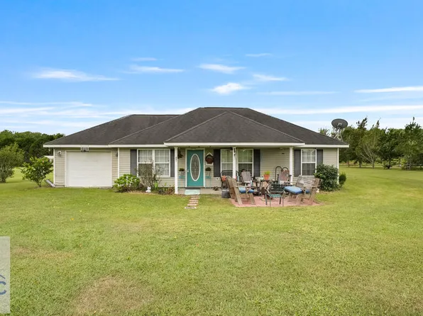 231 Colleen Ln, Jesup, GA 31545