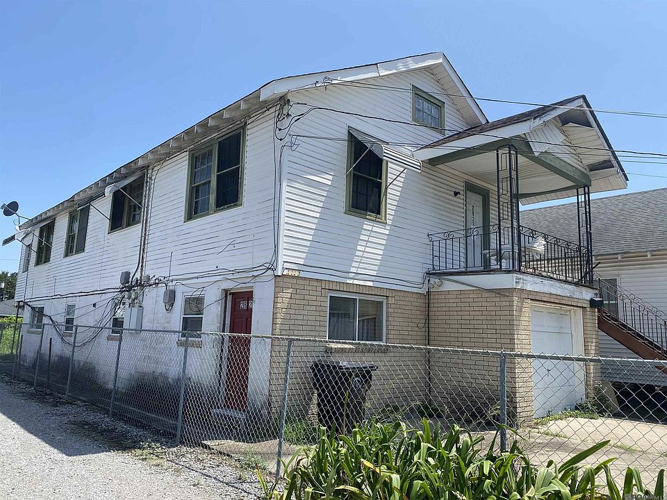 2nd image of 2821-23 N Rocheblave St