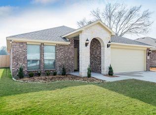 108 Westview Dr, Mabank, TX 75156