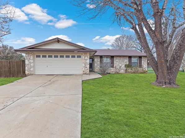 9447 SHIELDS DR, San Antonio, TX 78245