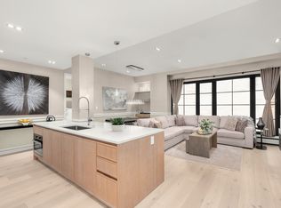 225 W 17th St #4B, New York, NY 10011