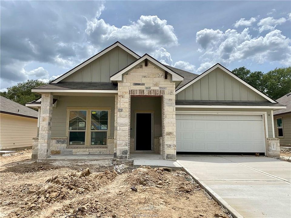 1st image of 1917 Thorndyke Ln