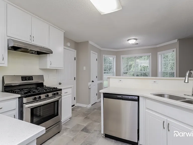 3576 Mitchells Glen Ct — Photo 3