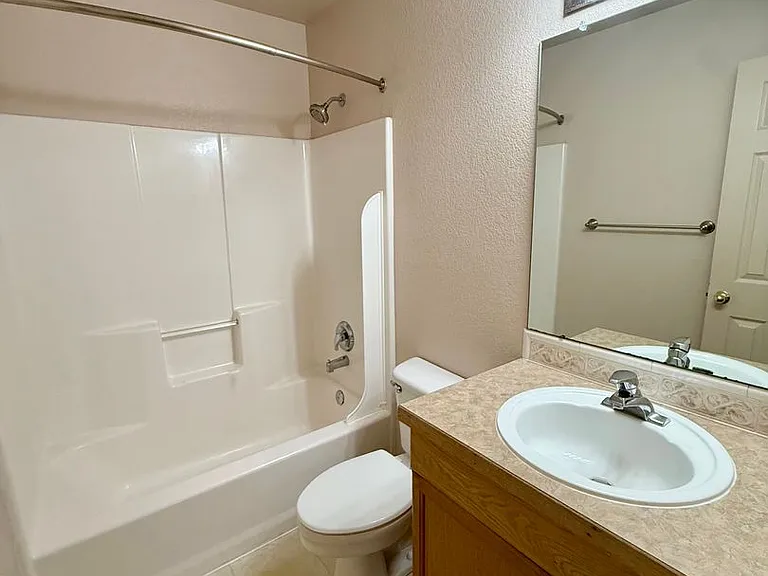 2597 Turquoise St — Photo 8