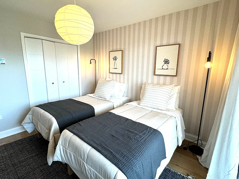 5555 Collins Ave #16V — Photo 17