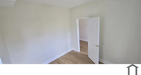 6 bed, 2195 sqft, $4,995 — Photo 3