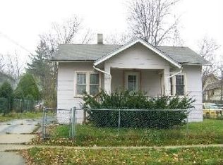 354 Rosewood Ave, Aurora, IL 60505