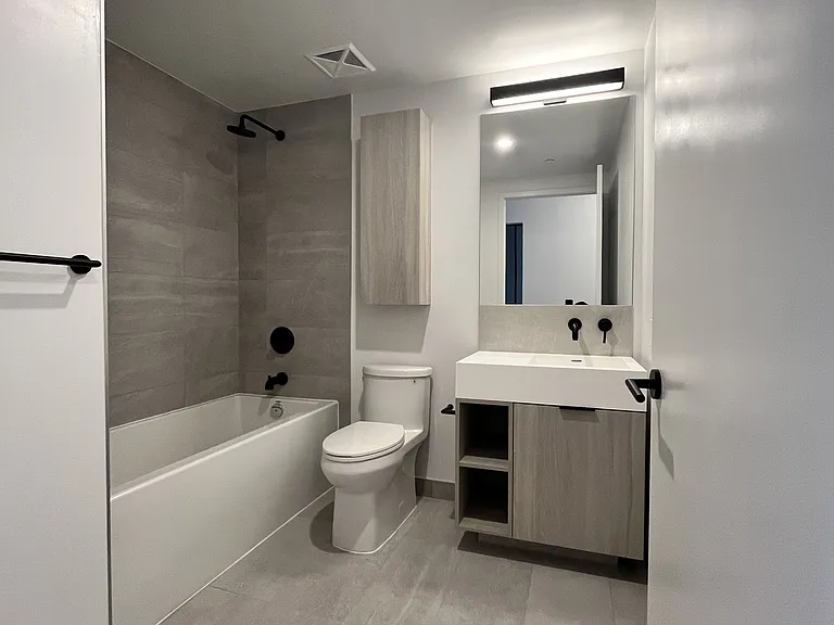 108 Peter St #906 — Photo 12