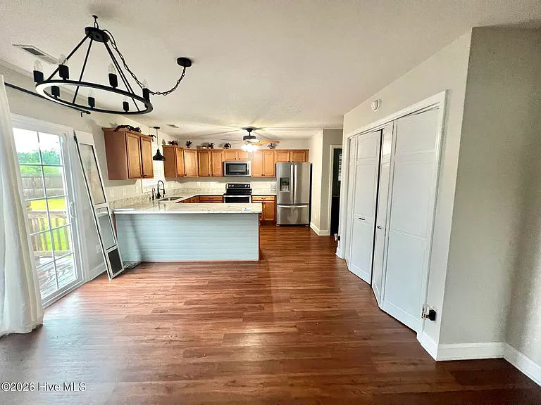 314 Springcreek Ct — Photo 9