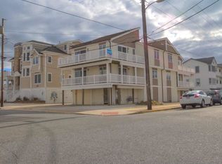 18 58th St #A, Sea Isle City, NJ 08243