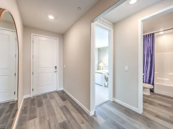 1313 Jorian Bay Dr, North Las Vegas, NV 89084