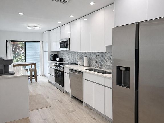 4th image of 4 Westgate Lane #4c