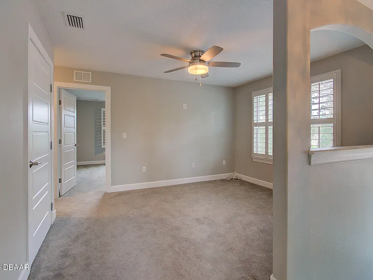 1320 N Beach St — Photo 21