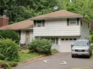 1264 Blue Hills Ave, Bloomfield, CT 06002