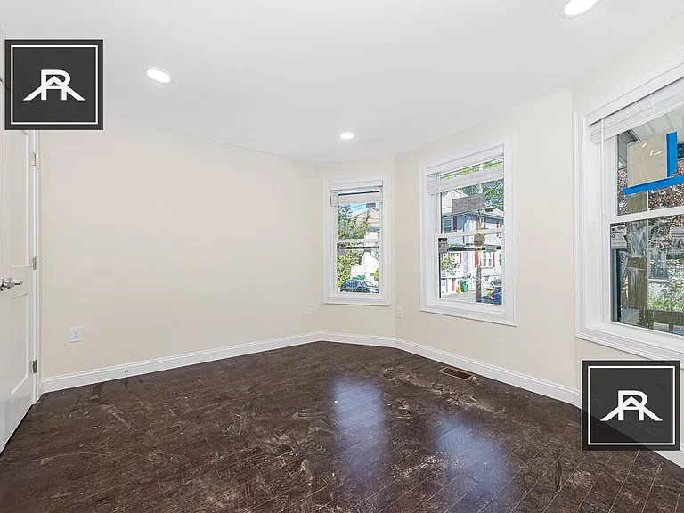 70-72 Stanley Ave #1 — Photo 11