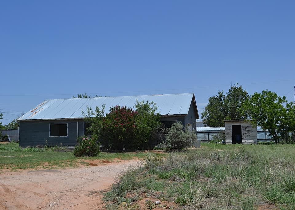 1st image of 1703 E County Road 148
