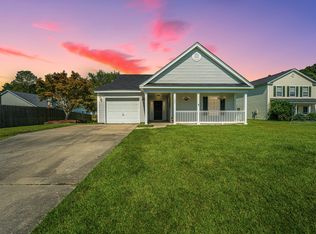 103 Hunters Wood Dr, Summerville, SC 29485