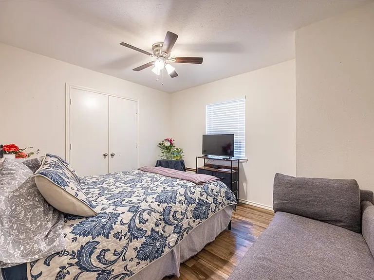 1405 Ivywood Dr — Photo 6