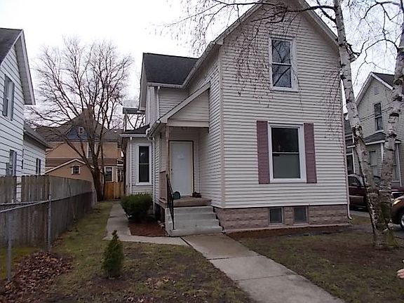 3rd image of 603 W Vermont St