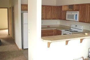 2nd image of 1481 SE Willow Dr Unit A