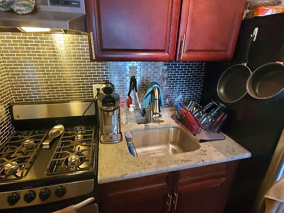 2nd image of 42 Park Ave APT 21