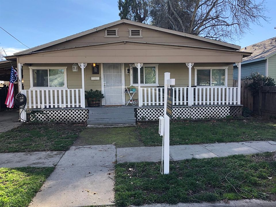 1st image of 214 Cherry Ave