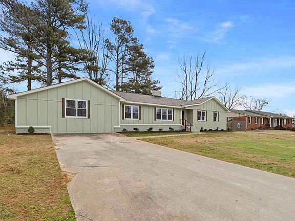 3rd image of 120 Waddell Rd