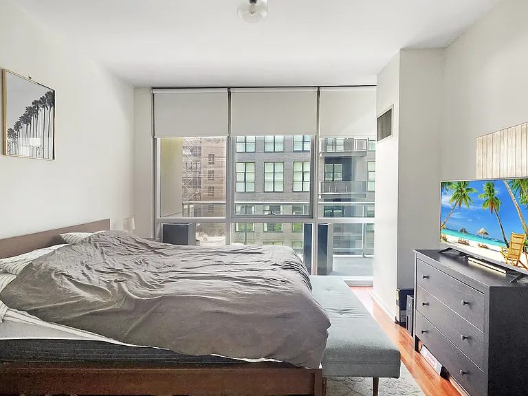 125 S Green St #509A — Photo 8