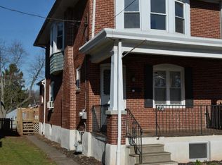 73 S Mount Vernon St, Pottstown, PA