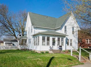 401 N Main St, Churubusco, IN