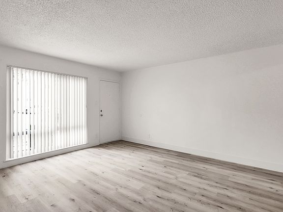 2nd image of 5307 Marconi Ave #30015ab78