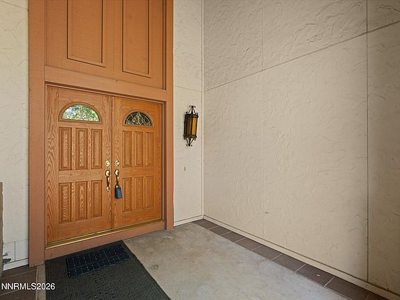 5th image of 3395 Thornhill Dr