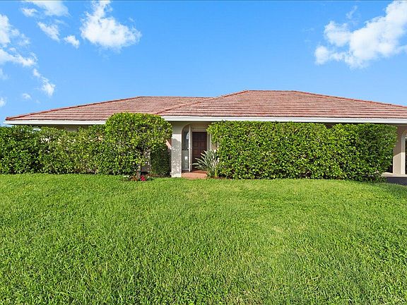 4th image of 233 Rio Vista Circle