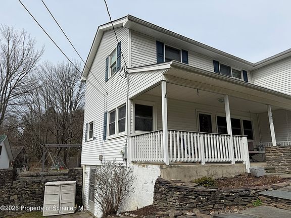 3rd image of 2003 Maple Rd