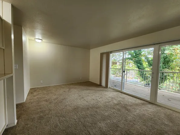 339-Walnut Hill Apartments